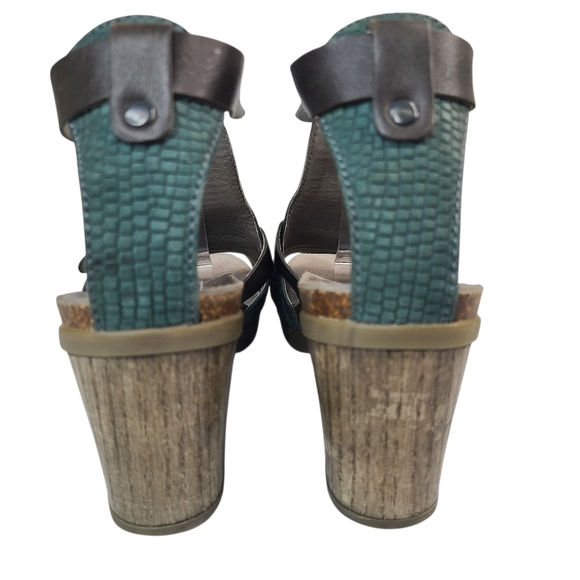 Dansko Dominique Green & Black Strappy Leather Heeled  Sandals Size 40/9 - Picture 8 of 16